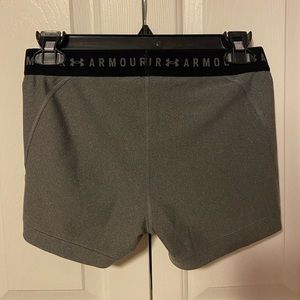 BRAND: Under Armour, COLOR: gray+black, SIZE: Women’s Medium